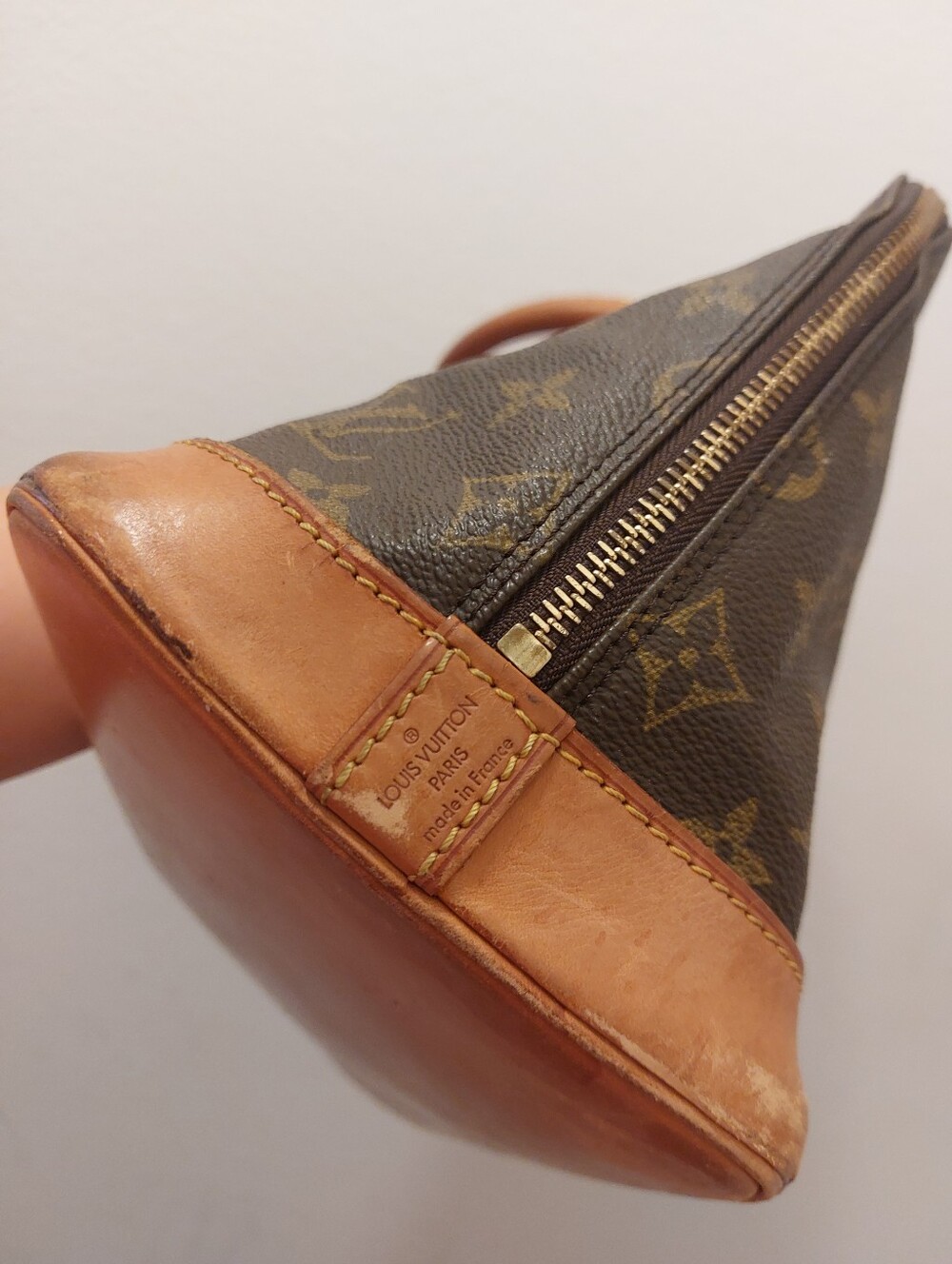 Louis Vuitton Alma Bag Vintage - Picture 8 of 14